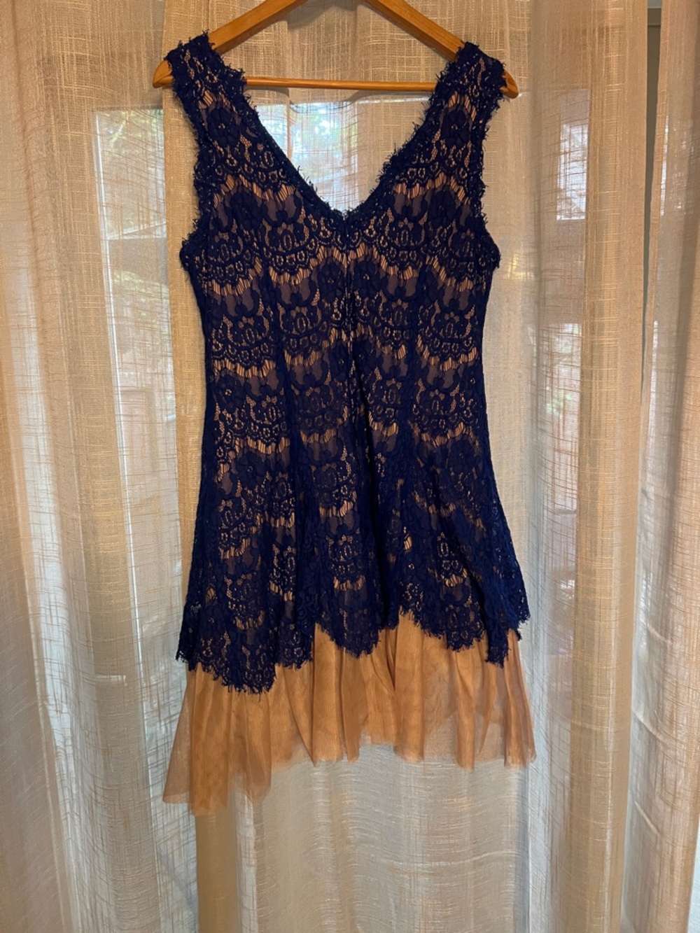 Betsy & Adam Royal Blue Lace Dress with Nude Lining - Picture 5 of 7